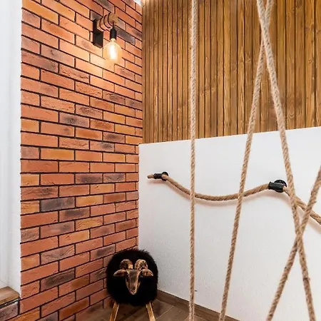 Vlcia Skala - Wellness منزل ريفي Heľpa