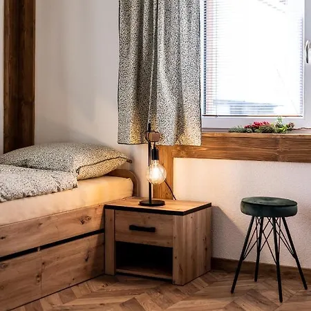 Vlcia Skala - Wellness * Heľpa